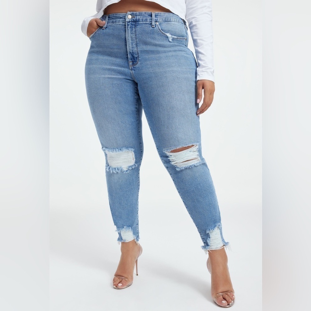 Good American GOOD CLASSIC SLIM STRAIGHT JEANS 18